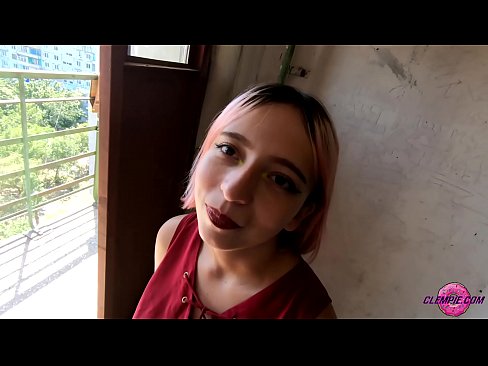❤️ Cov tub ntxhais kawm Sensual Sucks ib tug neeg txawv txawv nyob rau hauv lub Outback - Cum ntawm nws lub ntsej muag porno  ntawm hmn.desixxxtube.ru%  ib